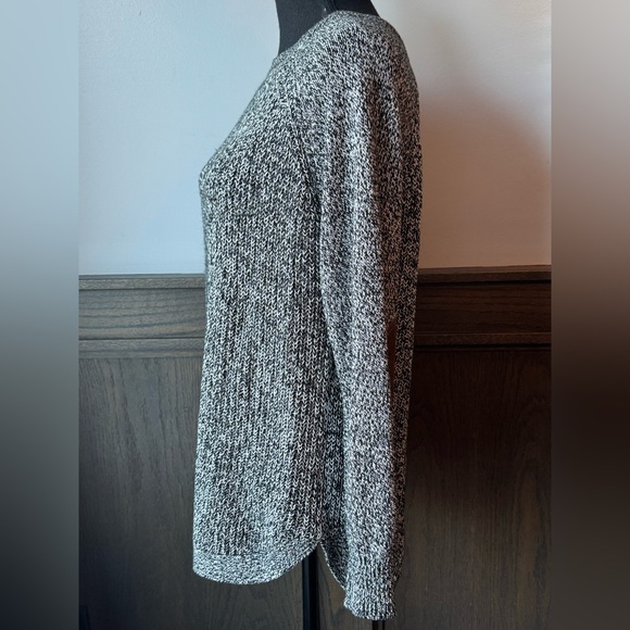 RD Style Black and White Women's Sweater brown elbow patches large - Picture 3 of 8